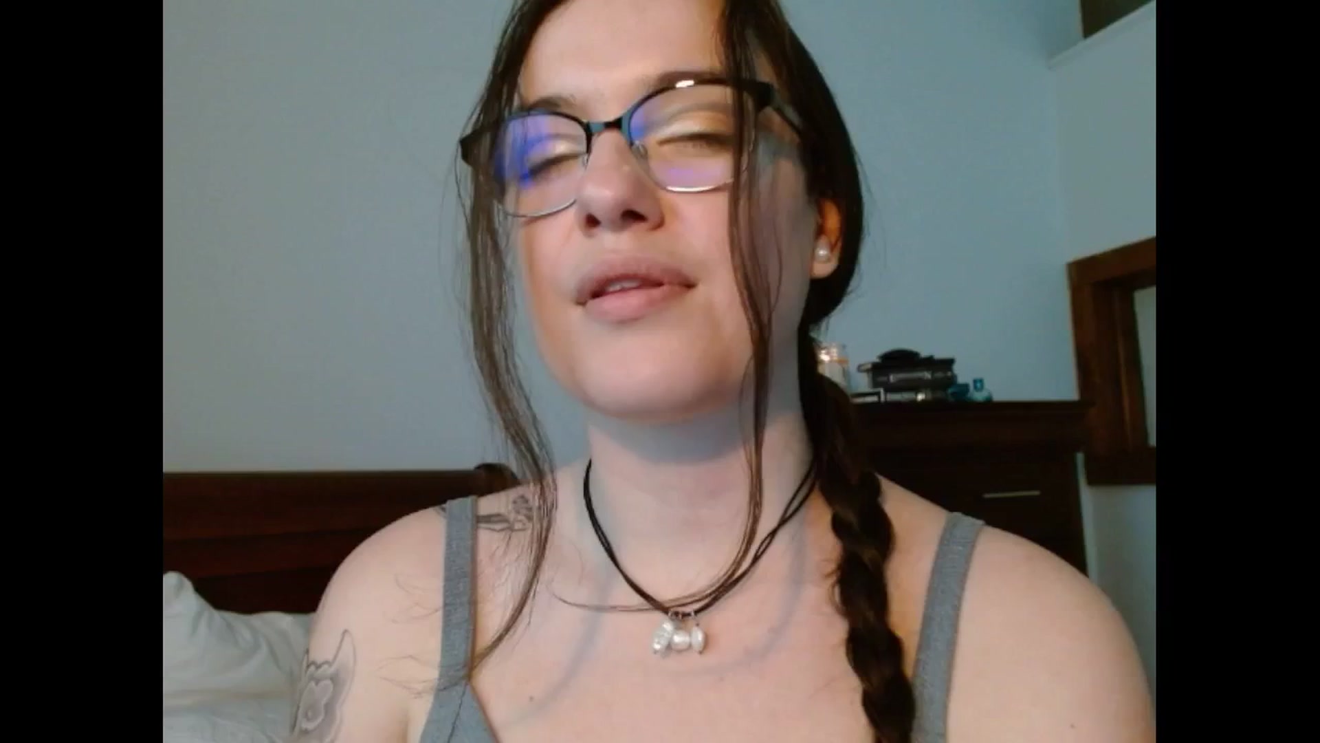 Gallery image thumbnail from BunnyNextDoor's myfreecams stream on, 05/19/2025, 20:54 image 17 of 20