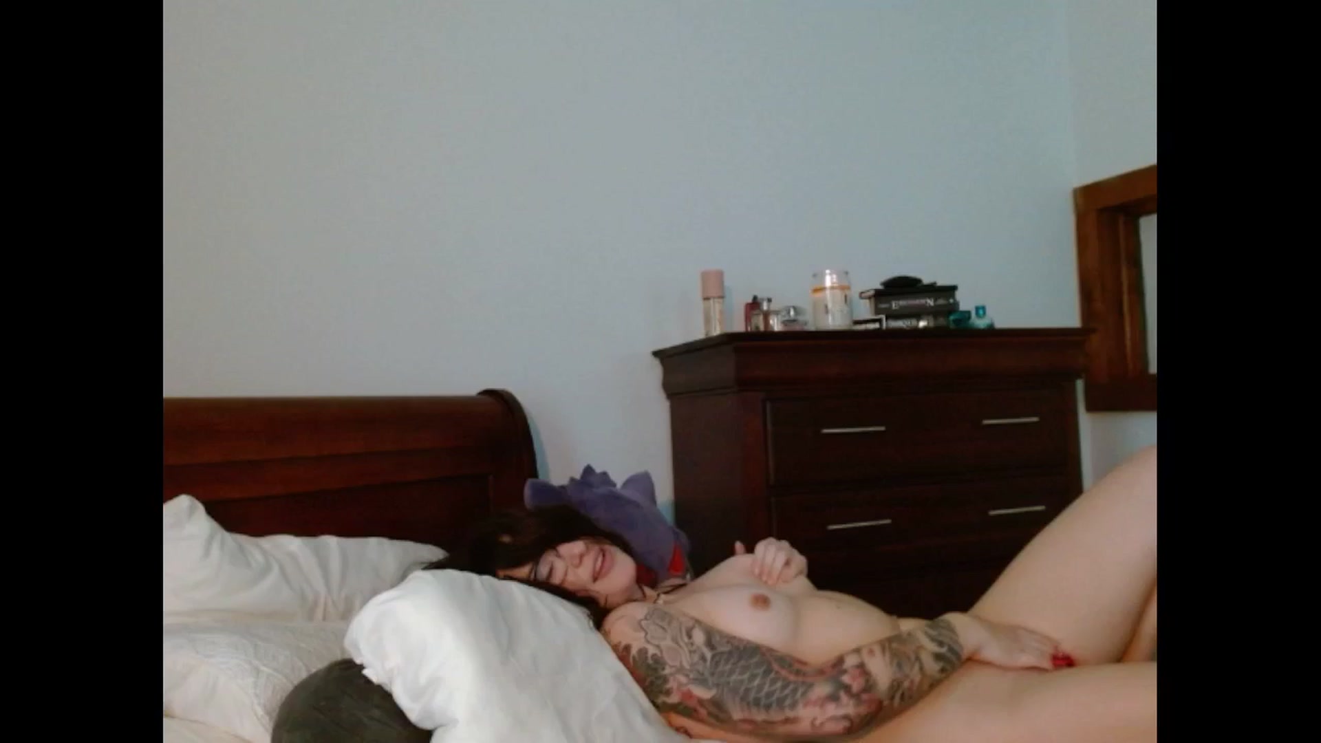 Gallery image thumbnail from BunnyNextDoor's myfreecams stream on, 05/19/2025, 20:54 image 8 of 20