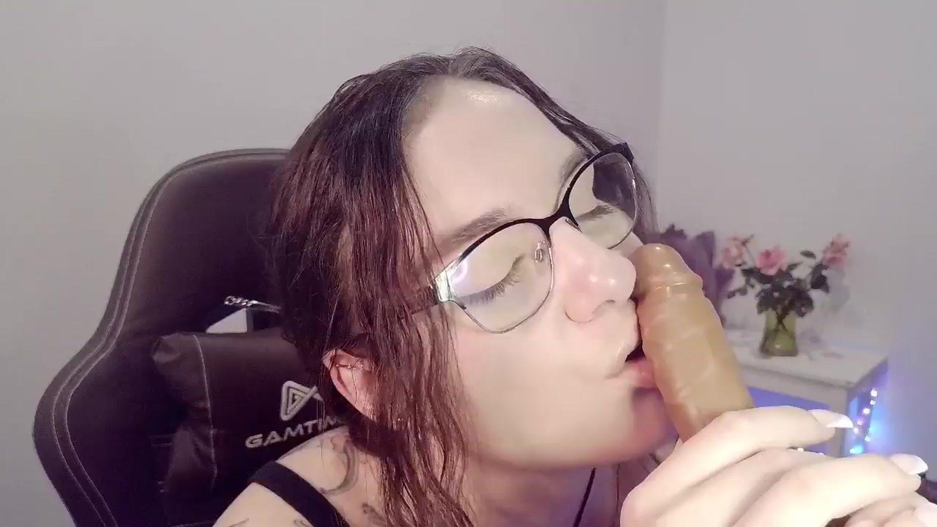 Gallery image thumbnail from BunnyNextDoor's myfreecams stream on, 08/12/2025, 18:36 image 4 of 20