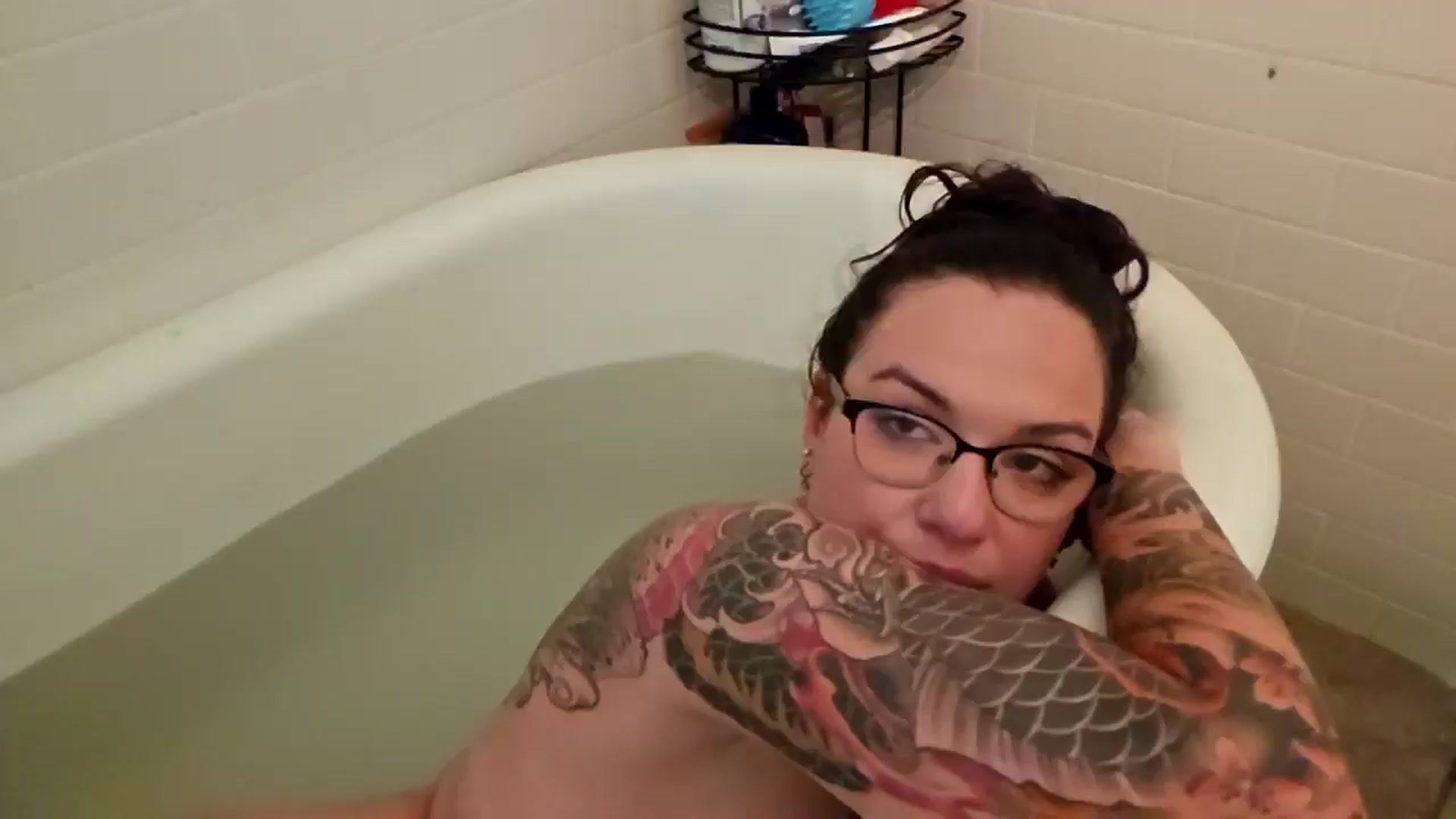 Gallery image thumbnail from BunnyNextDoor's myfreecams stream on, 11/05/2025, 23:36 image 13 of 20