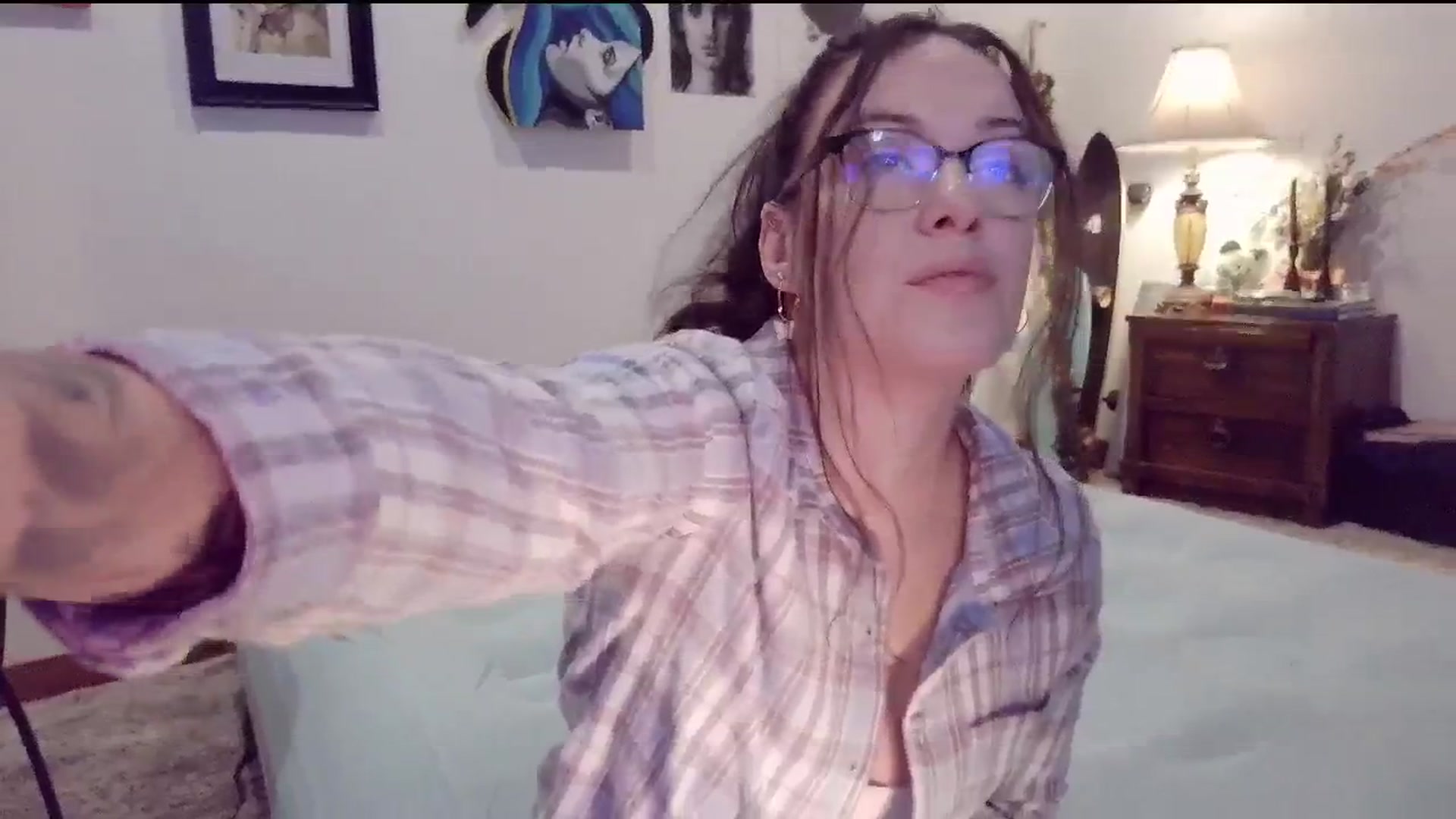 Gallery image thumbnail from BunnyNextDoor's myfreecams stream on, 11/13/2025, 14:19 image 12 of 20