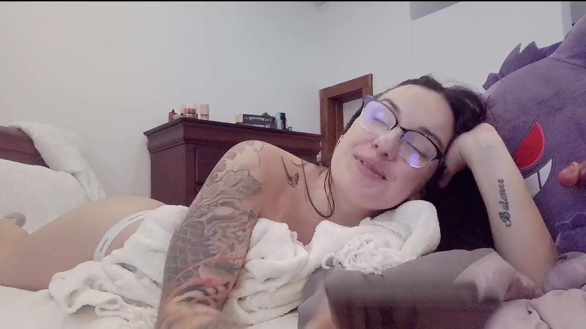 Gallery image thumbnail from BunnyNextDoor's myfreecams stream on, 12/02/2025, 18:24 image 19 of 20