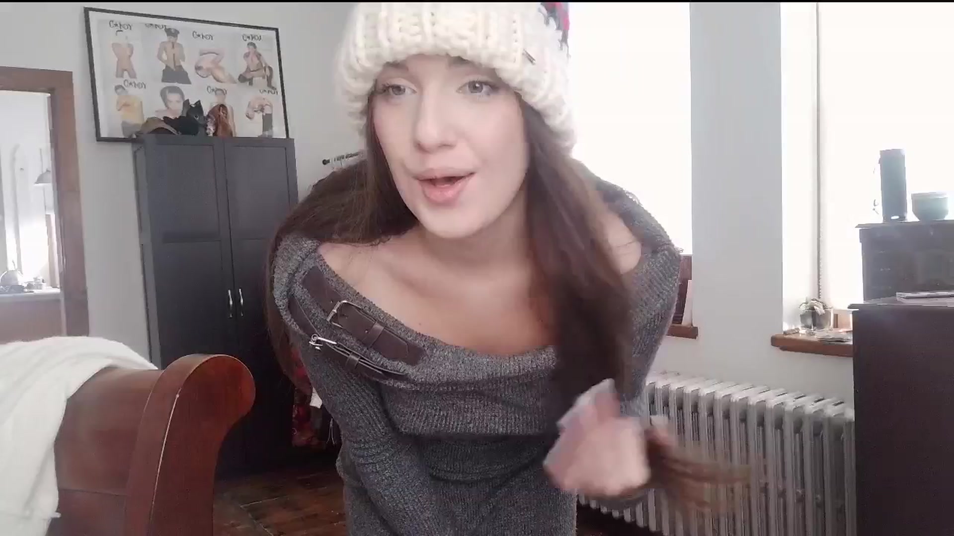 Gallery image thumbnail from BunnyNextDoor's myfreecams stream on, 12/03/2025, 14:43 image 17 of 20
