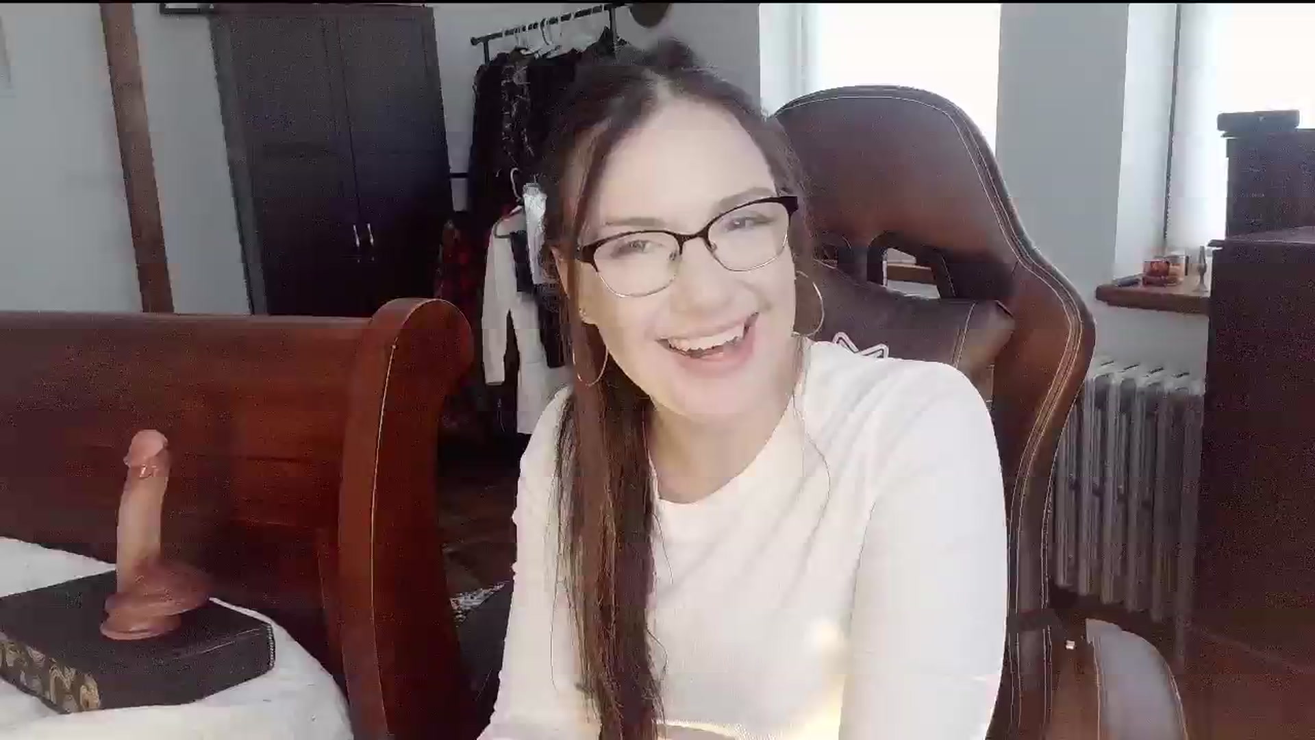 Gallery image thumbnail from BunnyNextDoor's myfreecams stream on, 12/05/2025, 18:50 image 20 of 20