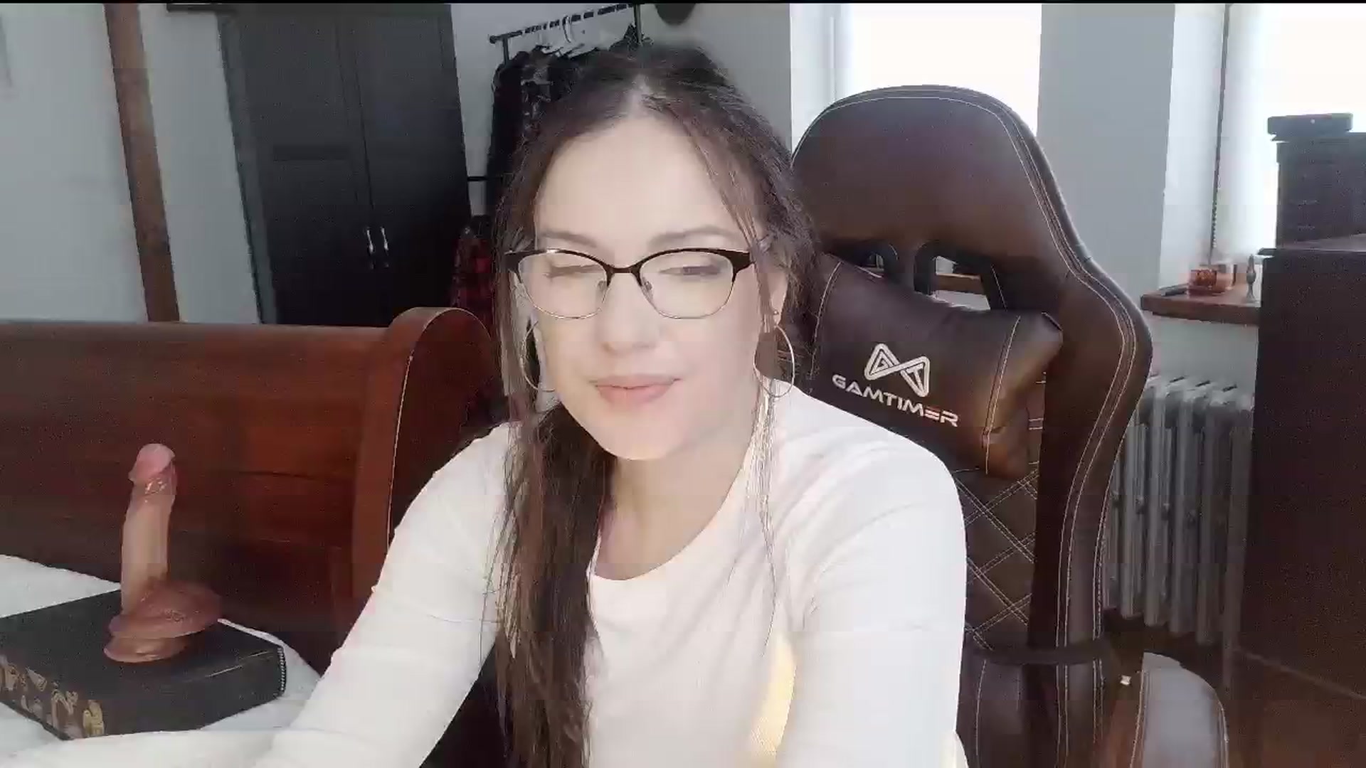 Gallery image thumbnail from BunnyNextDoor's myfreecams stream on, 12/05/2025, 18:50 image 10 of 20