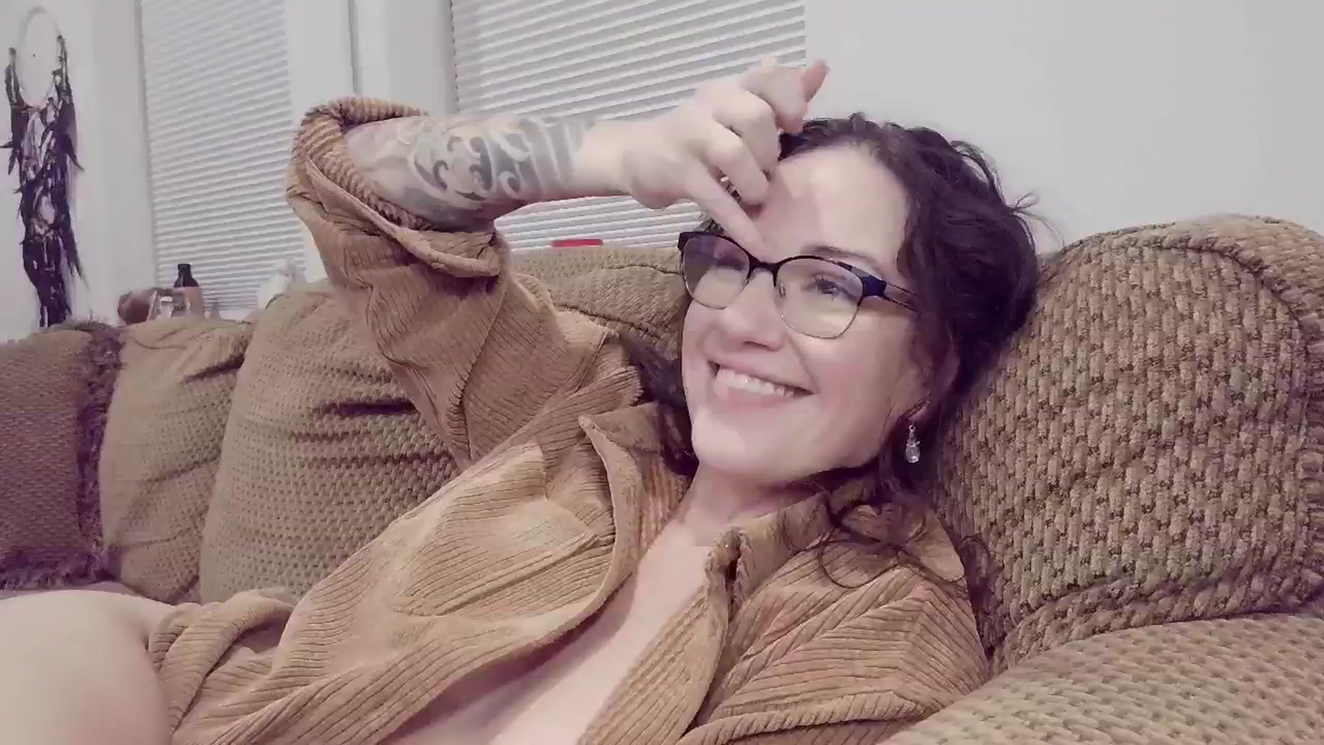 Gallery image thumbnail from BunnyNextDoor's myfreecams stream on, 02/12/2026, 23:26 image 3 of 20