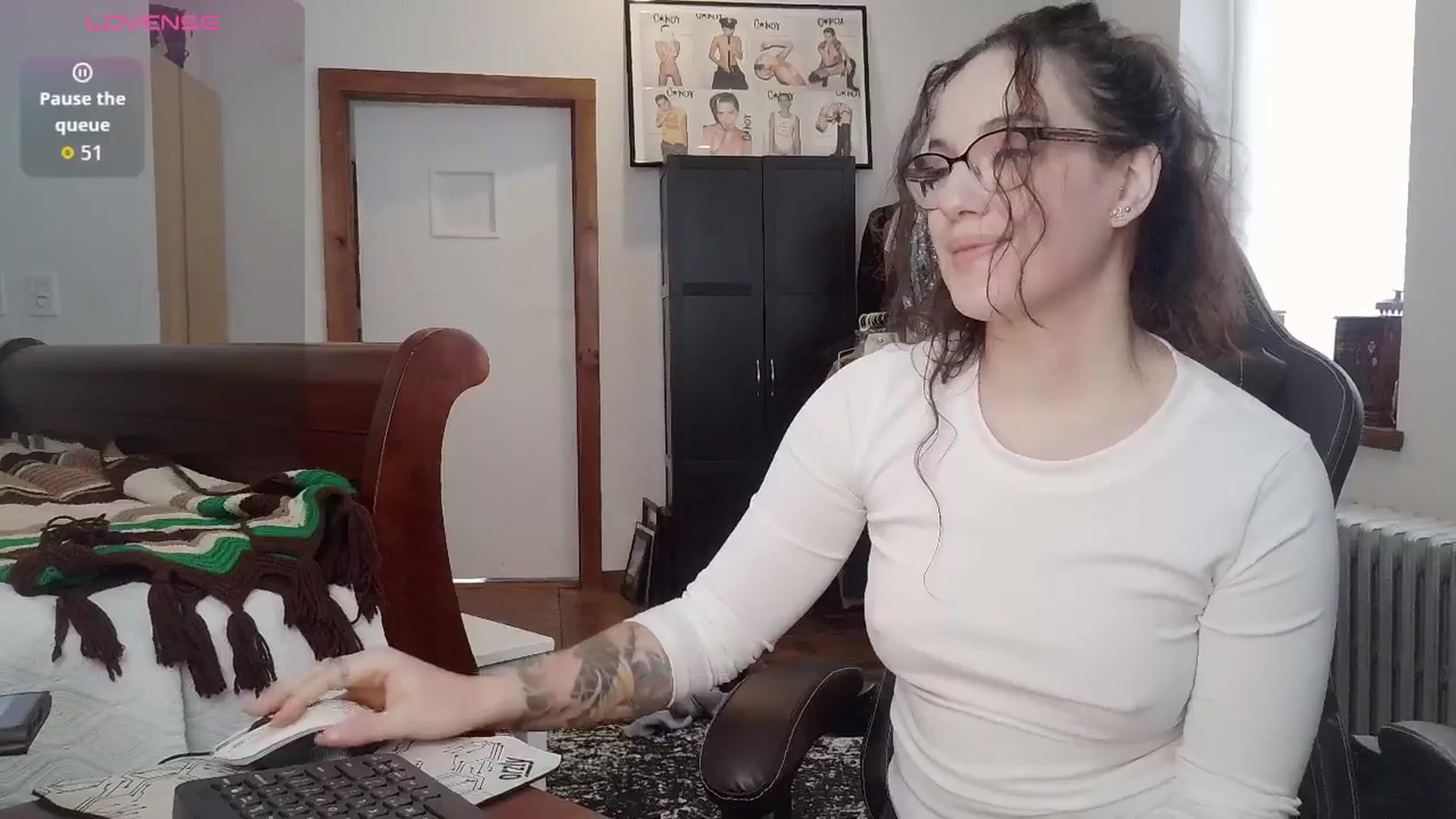 Gallery image thumbnail from BunnyNextDoor's myfreecams stream on, 02/19/2026, 18:39 image 19 of 20