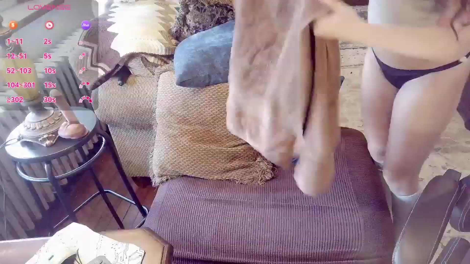 Gallery image thumbnail from BunnyNextDoor's myfreecams stream on, 04/14/2026, 17:01 image 10 of 20