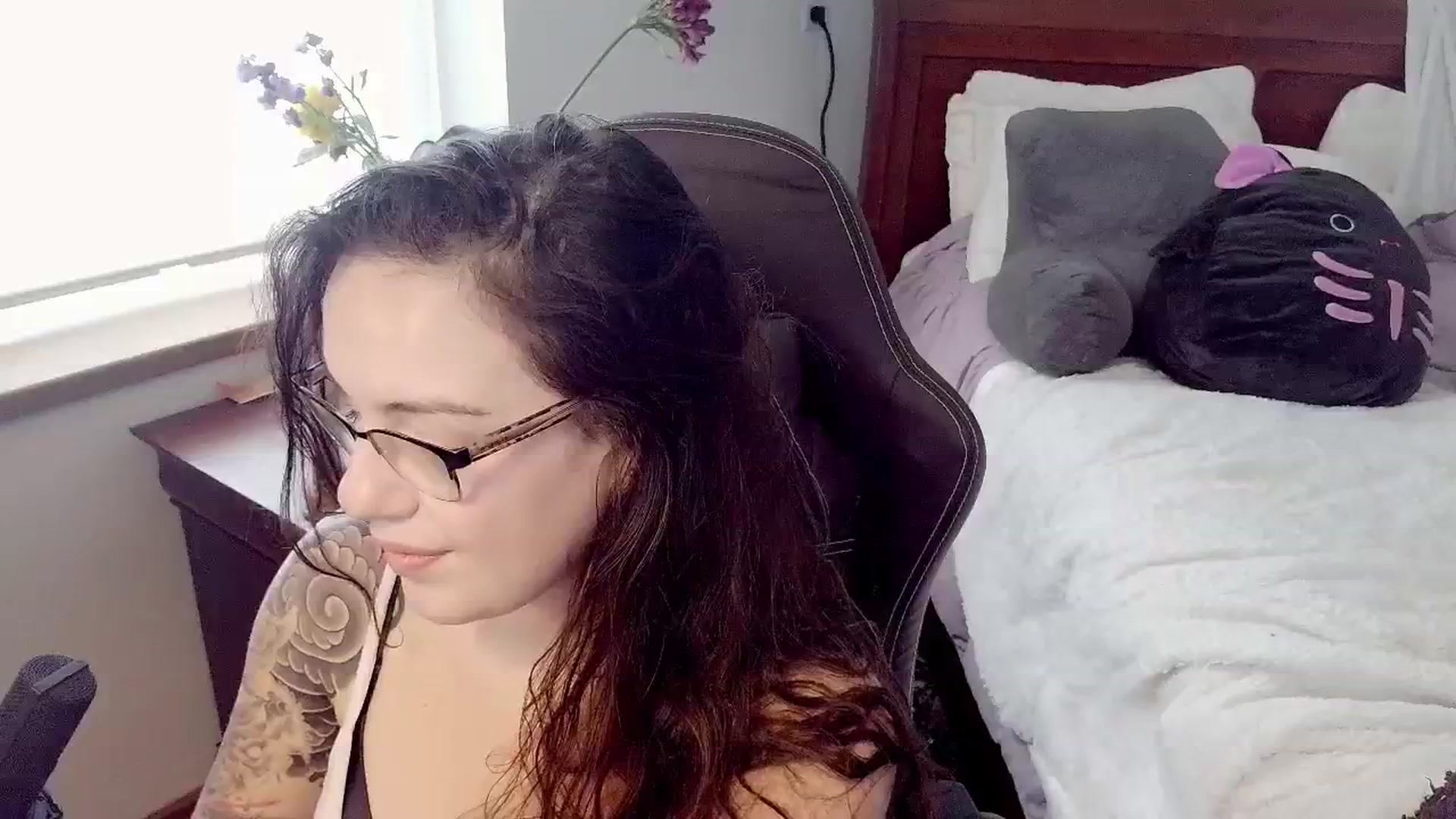 Gallery image thumbnail from BunnyNextDoor's myfreecams stream on, 04/28/2026, 15:40 image 2 of 20