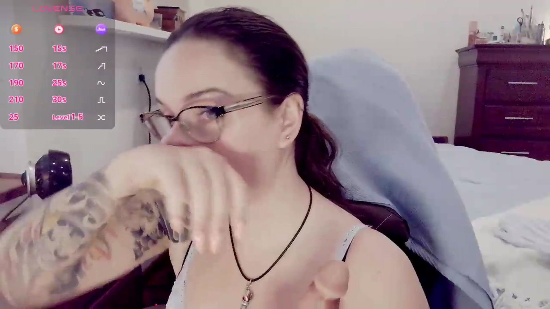 Gallery image thumbnail from BunnyNextDoor's myfreecams stream on, 05/06/2026, 14:44 image 13 of 20