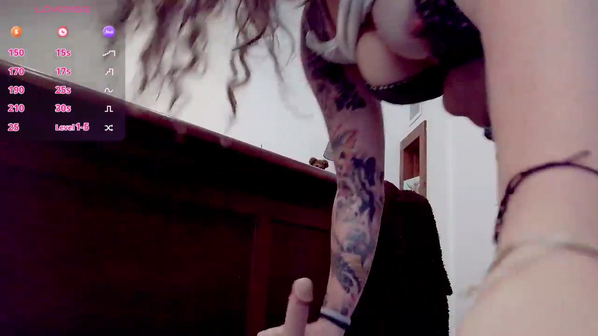 Gallery image thumbnail from BunnyNextDoor's myfreecams stream on, 05/21/2026, 16:09 image 12 of 20