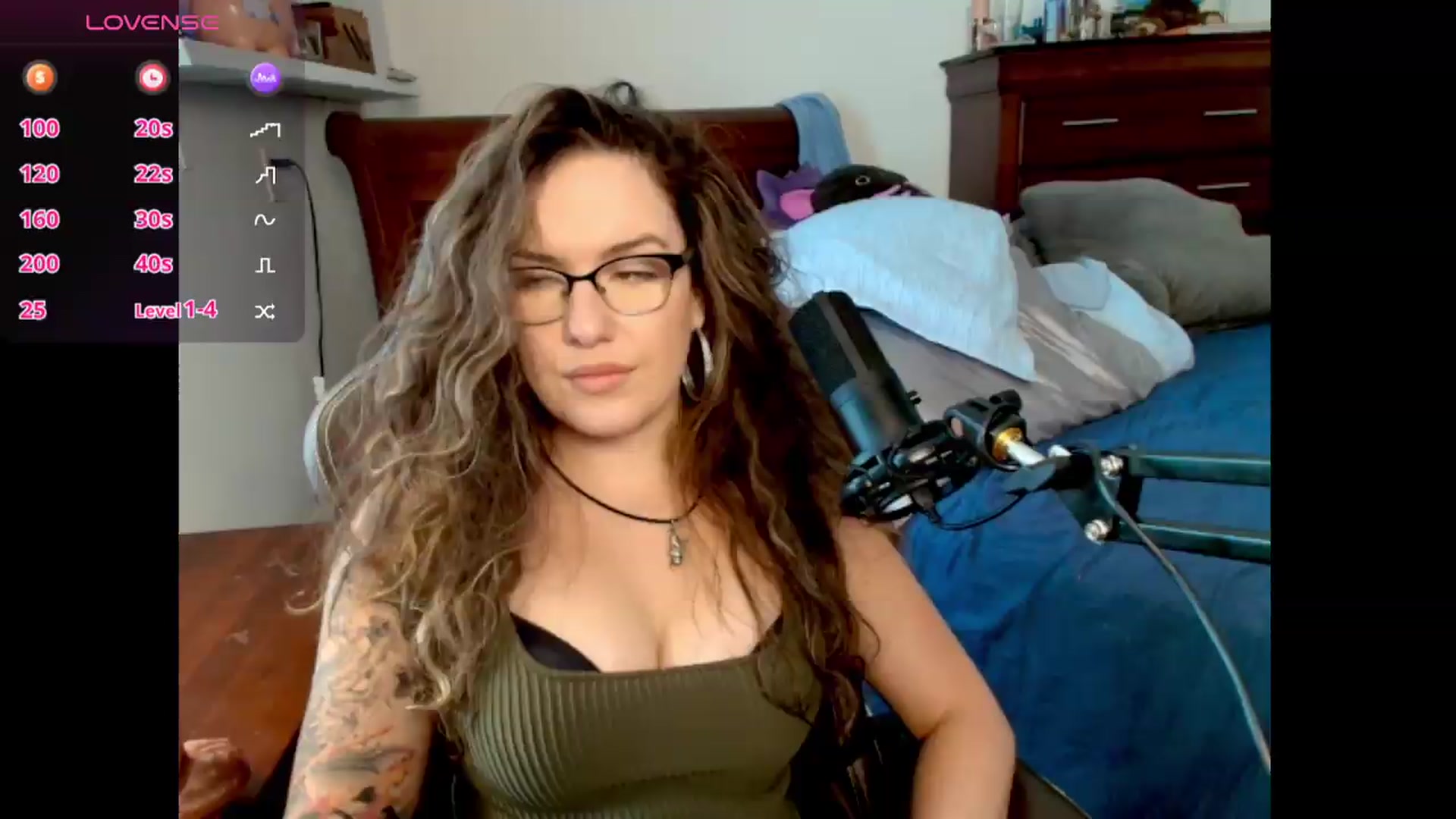 Gallery image thumbnail from BunnyNextDoor's myfreecams stream on, 06/16/2026, 18:18 image 19 of 20