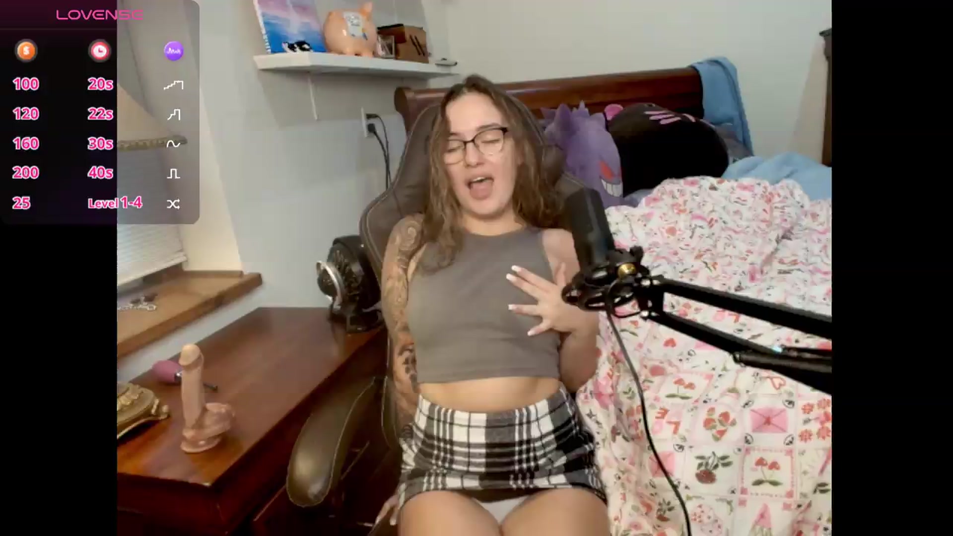 Gallery image thumbnail from BunnyNextDoor's myfreecams stream on, 06/22/2026, 21:42 image 5 of 20