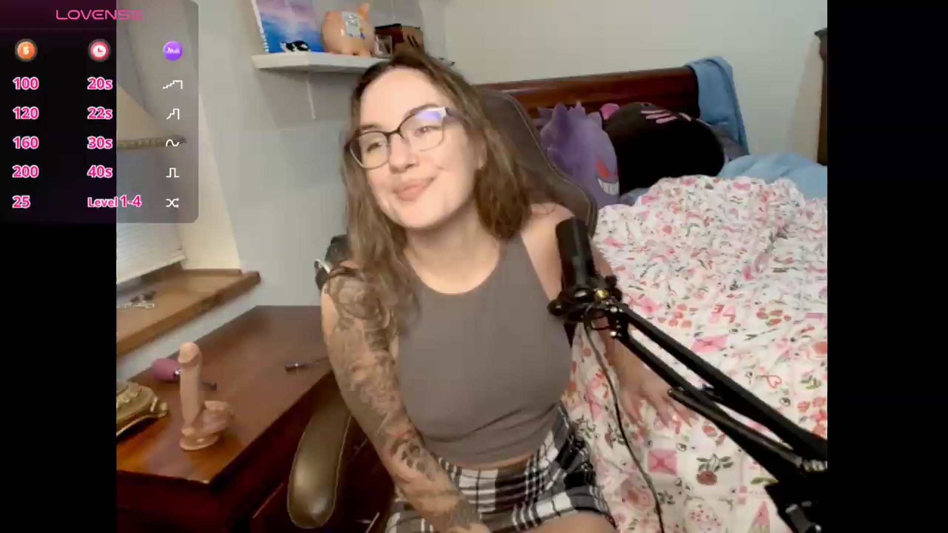 Gallery image thumbnail from BunnyNextDoor's myfreecams stream on, 06/22/2026, 21:42 image 4 of 20