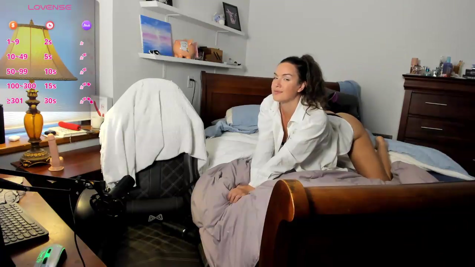 Gallery image thumbnail from BunnyNextDoor's myfreecams stream on, 07/06/2026, 19:20 image 15 of 20