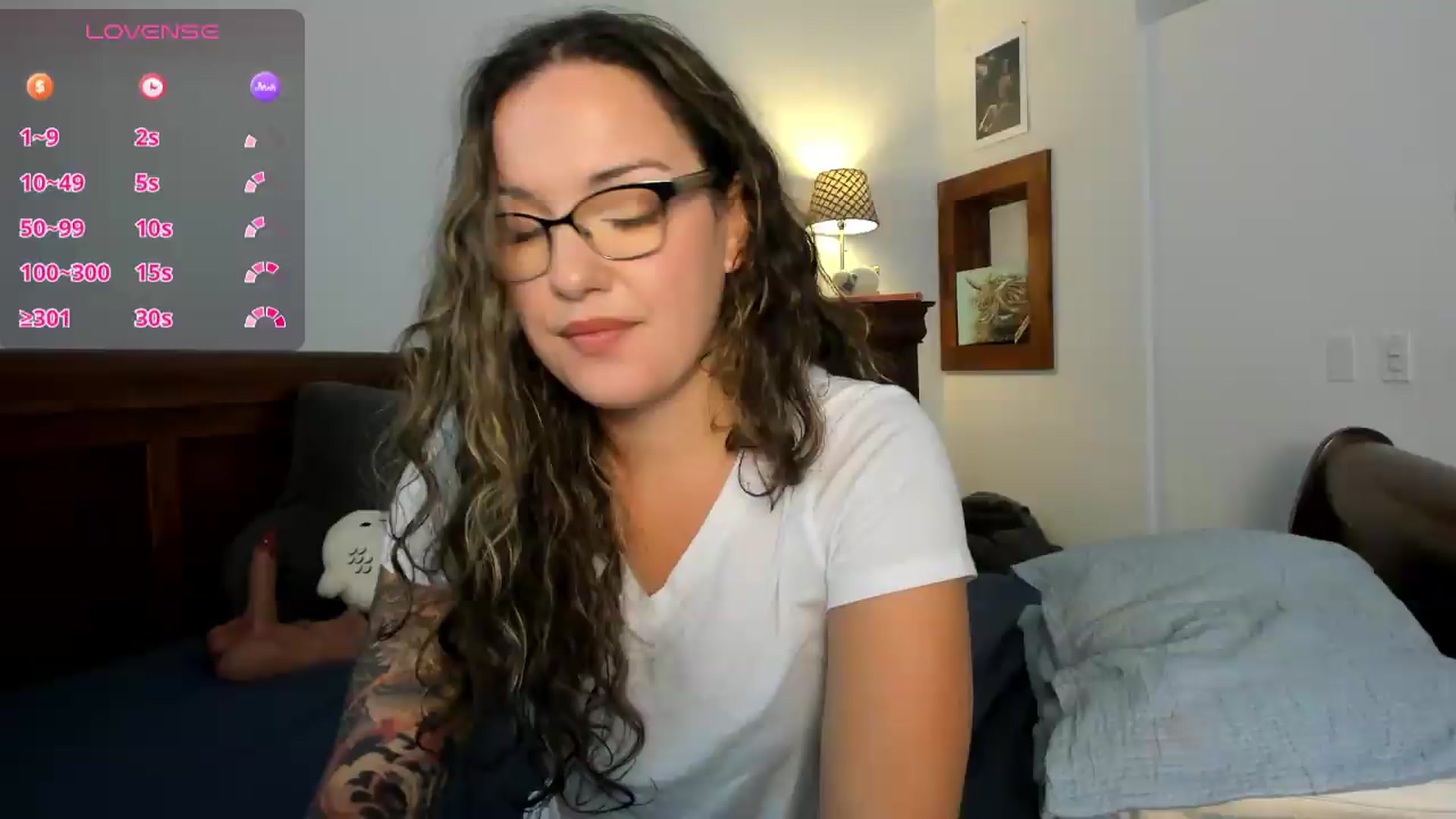 Gallery image thumbnail from BunnyNextDoor's myfreecams stream on, 08/05/2026, 15:40 image 9 of 20