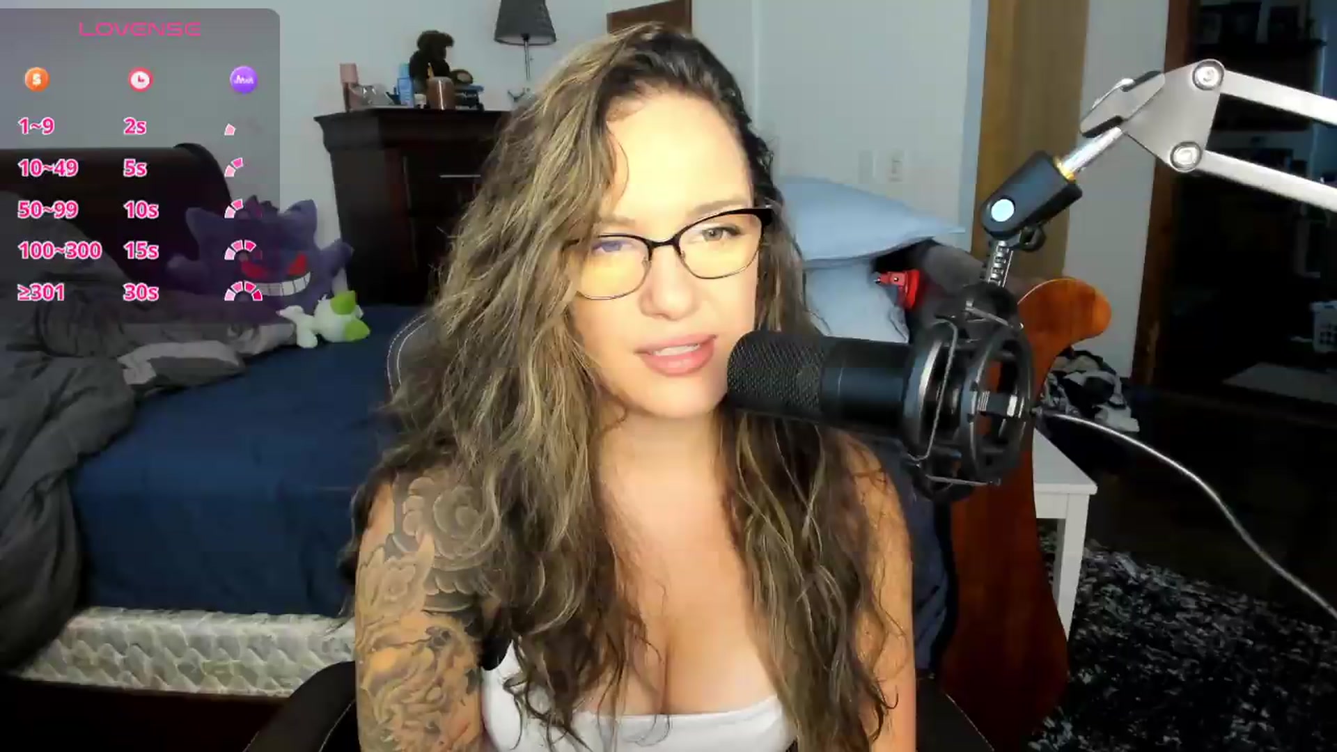 Gallery image thumbnail from BunnyNextDoor's myfreecams stream on, 08/13/2026, 16:17 image 8 of 20