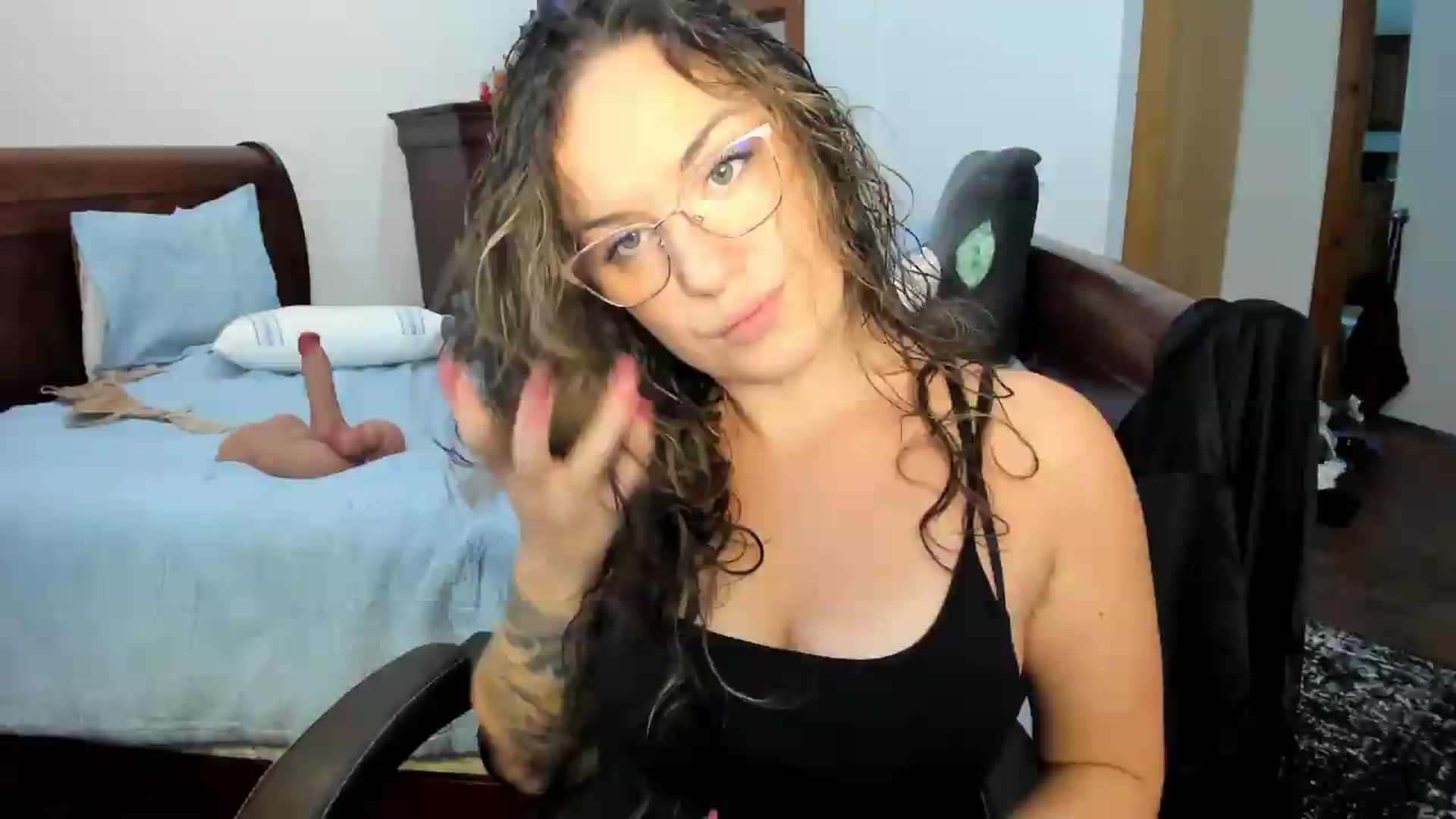 Gallery image thumbnail from BunnyNextDoor's myfreecams stream on, 08/19/2026, 15:48 image 9 of 20
