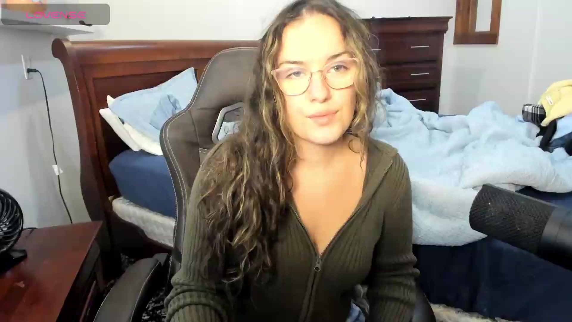 Gallery image thumbnail from BunnyNextDoor's myfreecams stream on, 08/24/2026, 22:11 image 1 of 20