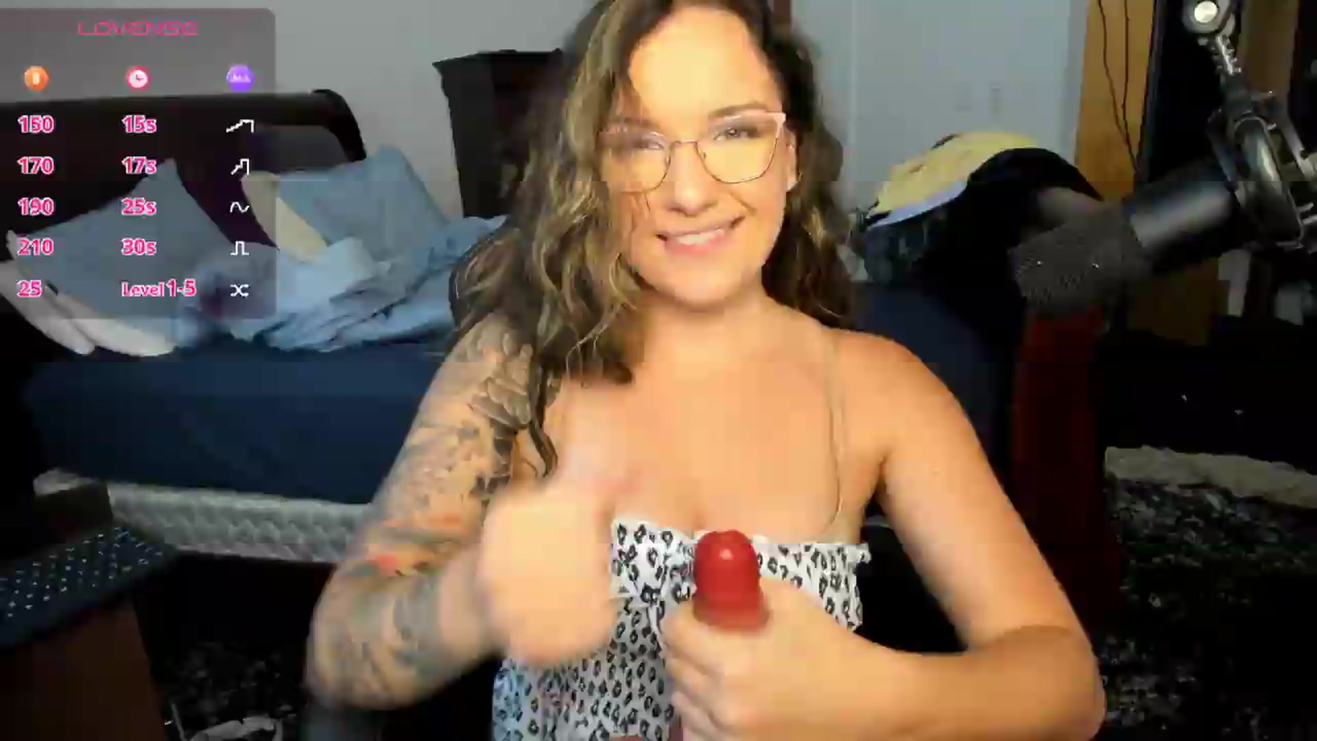 Gallery image thumbnail from BunnyNextDoor's myfreecams stream on, 08/25/2026, 16:08 image 11 of 20