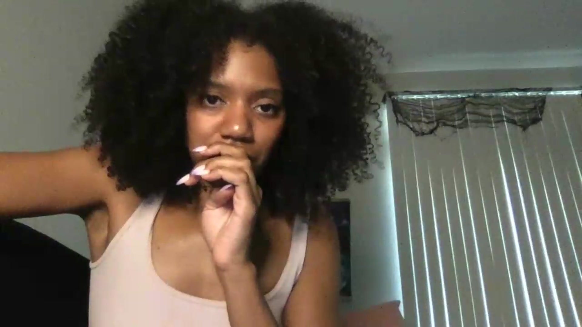 Gallery image thumbnail from BunnyX's myfreecams stream on, 07/16/2026, 21:09 image 9 of 20