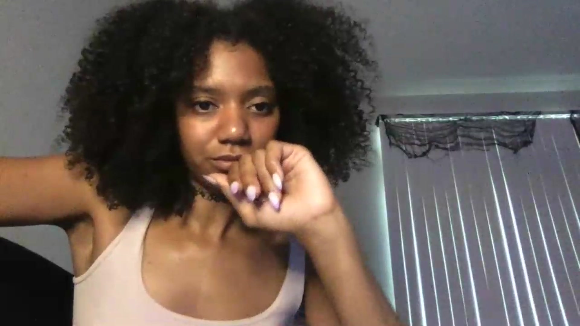 Gallery image thumbnail from BunnyX's myfreecams stream on, 07/16/2026, 21:09 image 7 of 20