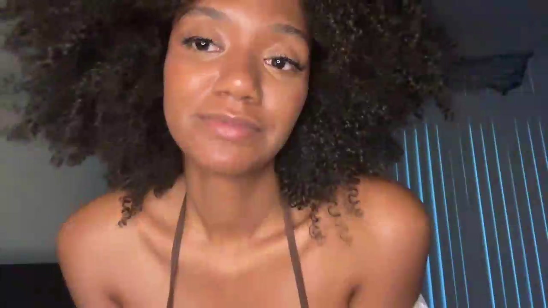 Gallery image thumbnail from BunnyX's myfreecams stream on, 07/19/2026, 02:19 image 9 of 20