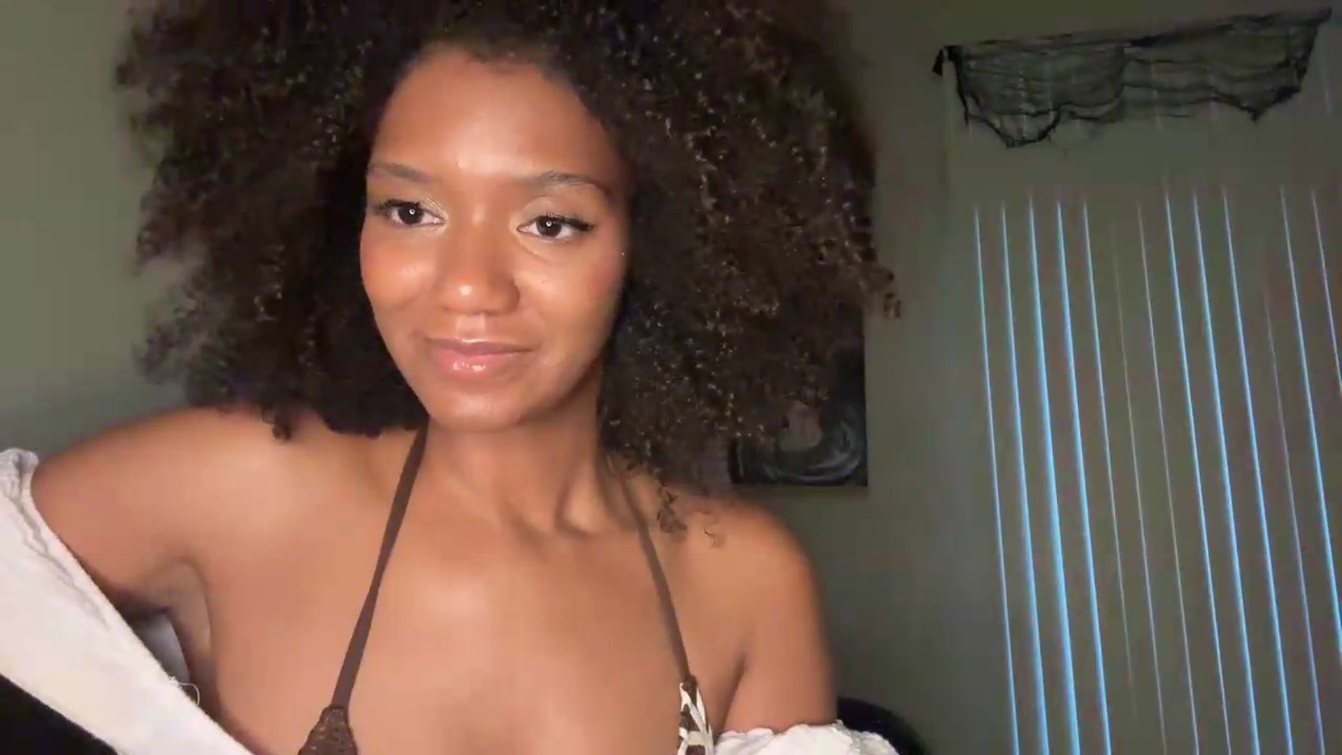 Gallery image thumbnail from BunnyX's myfreecams stream on, 07/19/2026, 02:30 image 10 of 20