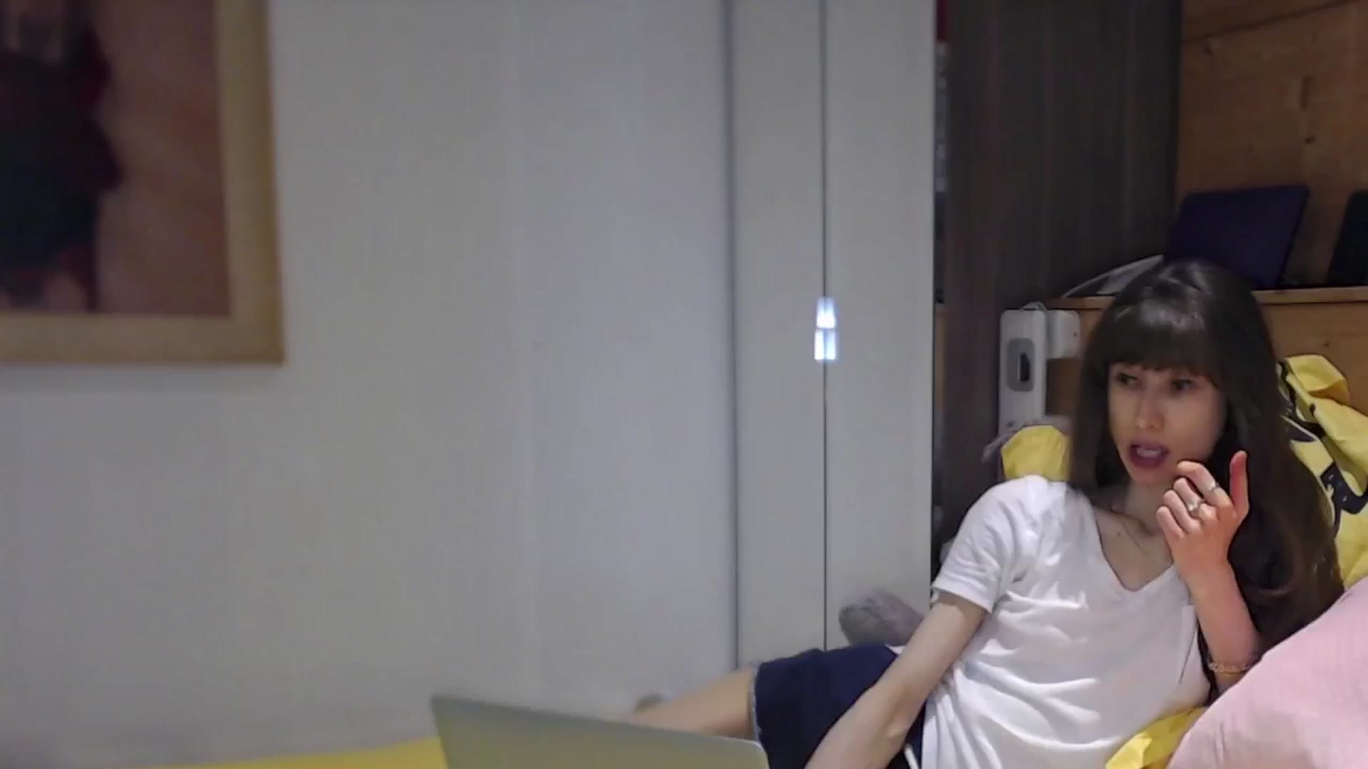 Gallery image thumbnail from Bunny_Bunn's myfreecams stream on, 06/01/2024, 15:08 image 10 of 20