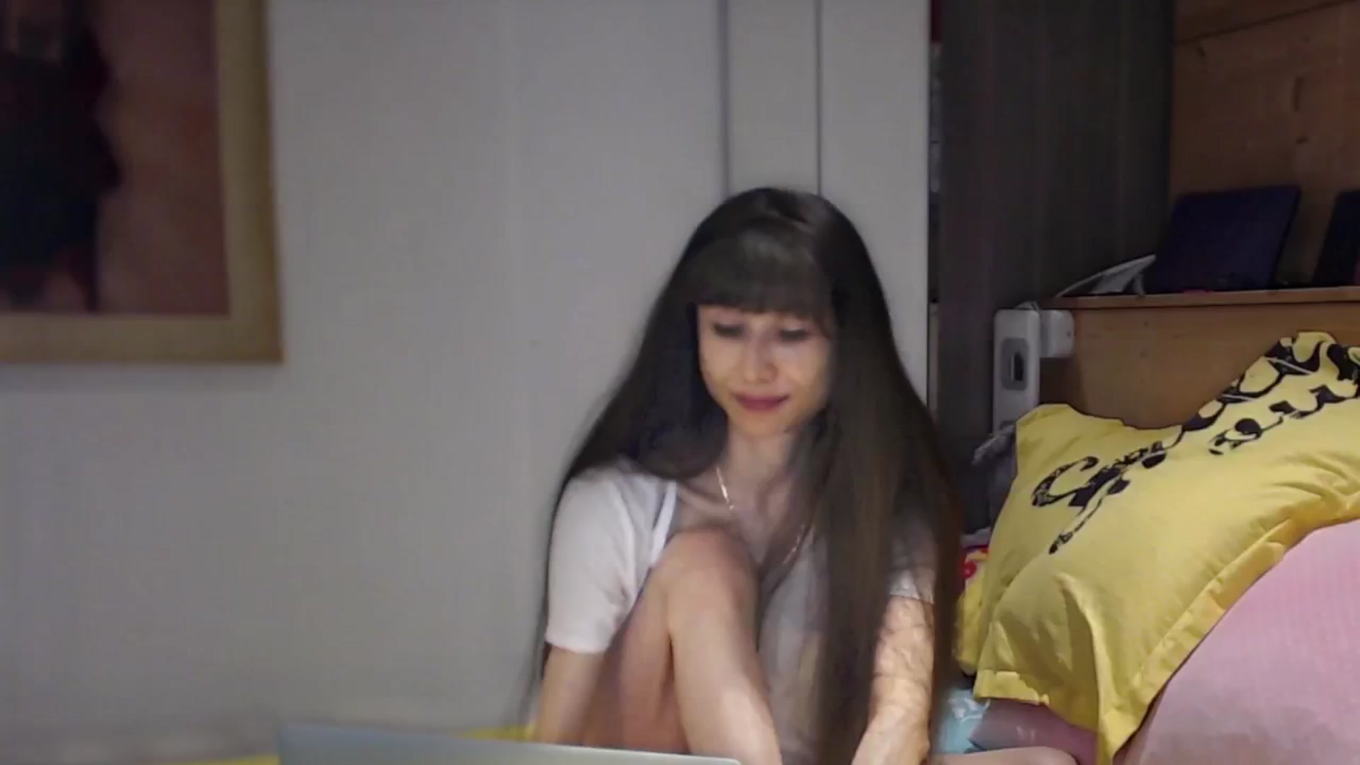 Gallery image thumbnail from Bunny_Bunn's myfreecams stream on, 06/01/2024, 15:08 image 3 of 20