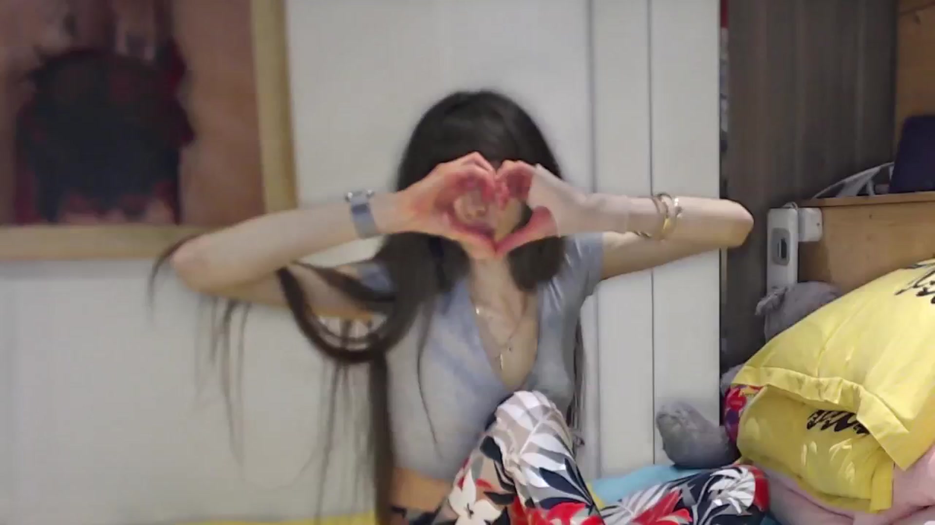 Gallery image thumbnail from Bunny_Bunn's myfreecams stream on, 06/02/2024, 15:17 image 8 of 20