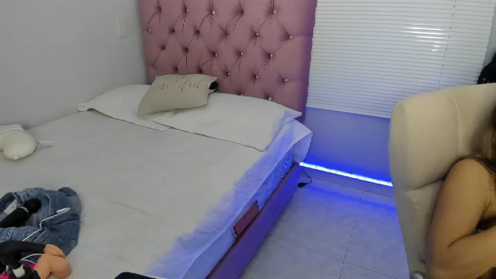 Gallery image thumbnail from Bunny__x's myfreecams stream on, 04/13/2023, 06:59 image 19 of 20