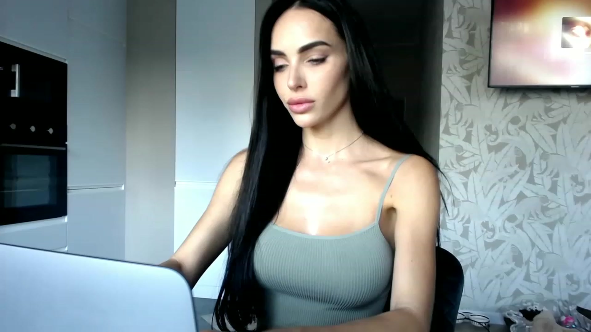 Gallery image thumbnail from Bunny_jr's myfreecams stream on, 06/24/2023, 15:10 image 6 of 20