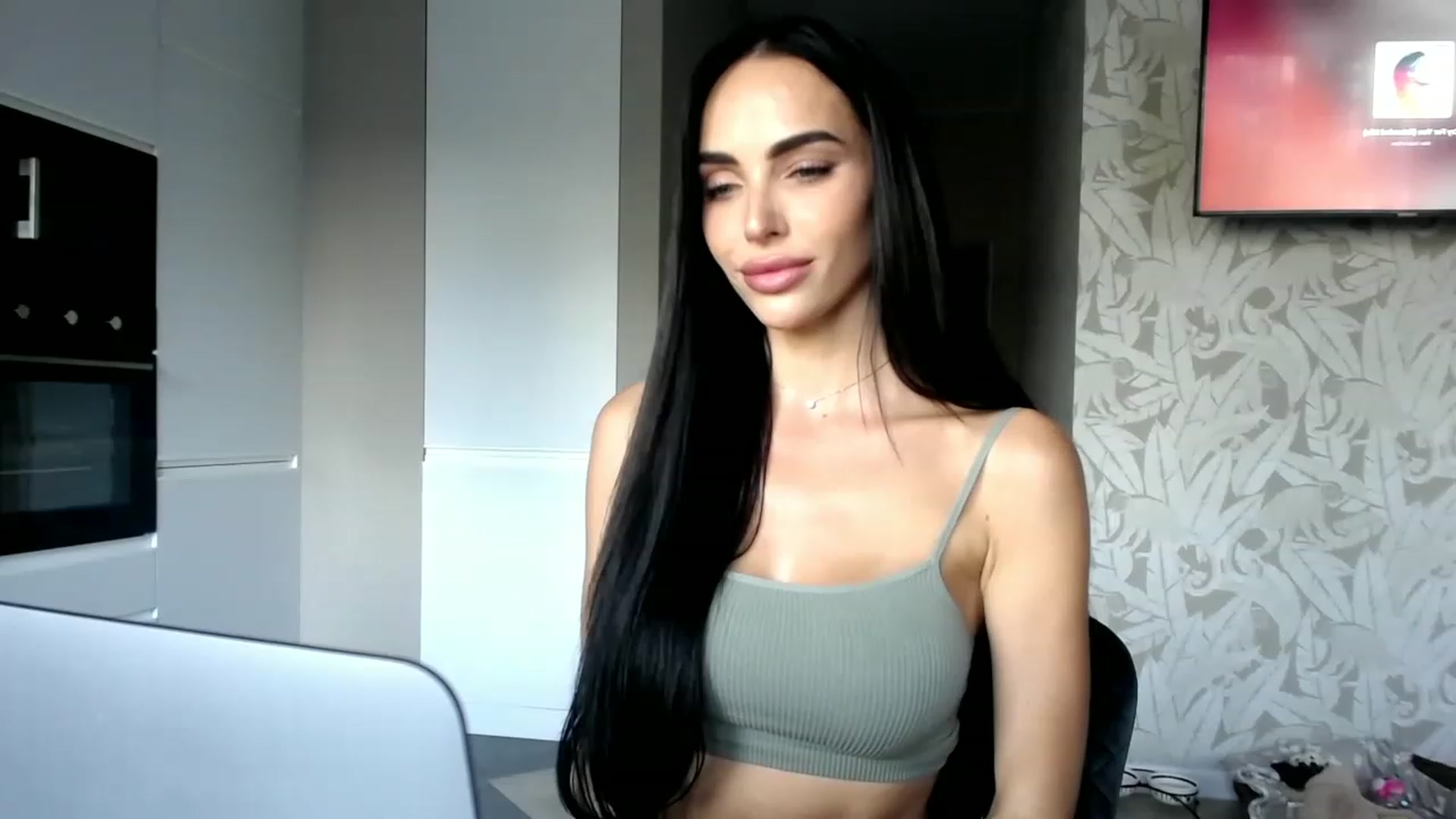 Gallery image thumbnail from Bunny_jr's myfreecams stream on, 06/24/2023, 15:10 image 18 of 20