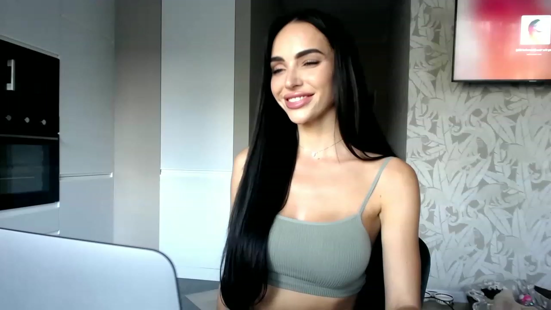 Gallery image thumbnail from Bunny_jr's myfreecams stream on, 06/24/2023, 15:10 image 17 of 20