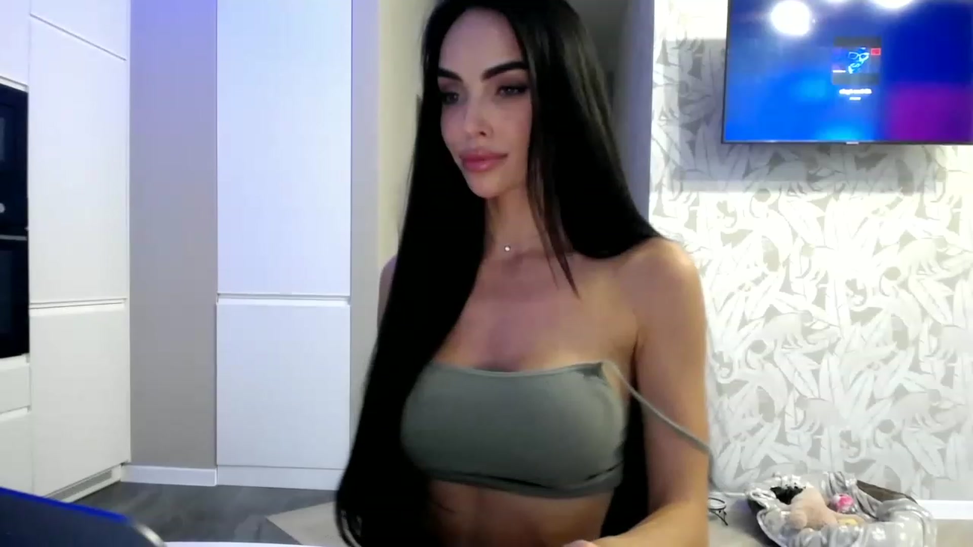 Gallery image thumbnail from Bunny_jr's myfreecams stream on, 06/24/2023, 17:04 image 8 of 20