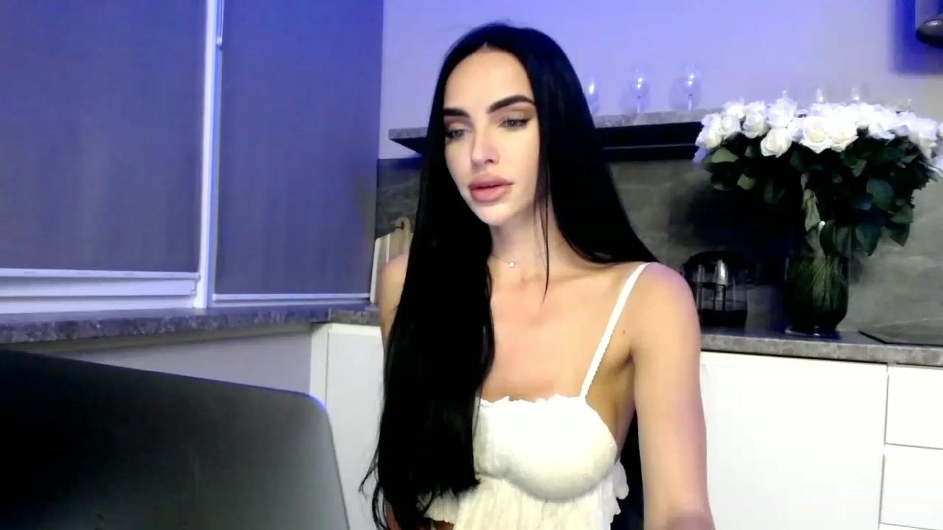 Gallery image thumbnail from Bunny_jr's myfreecams stream on, 06/28/2023, 18:16 image 20 of 20