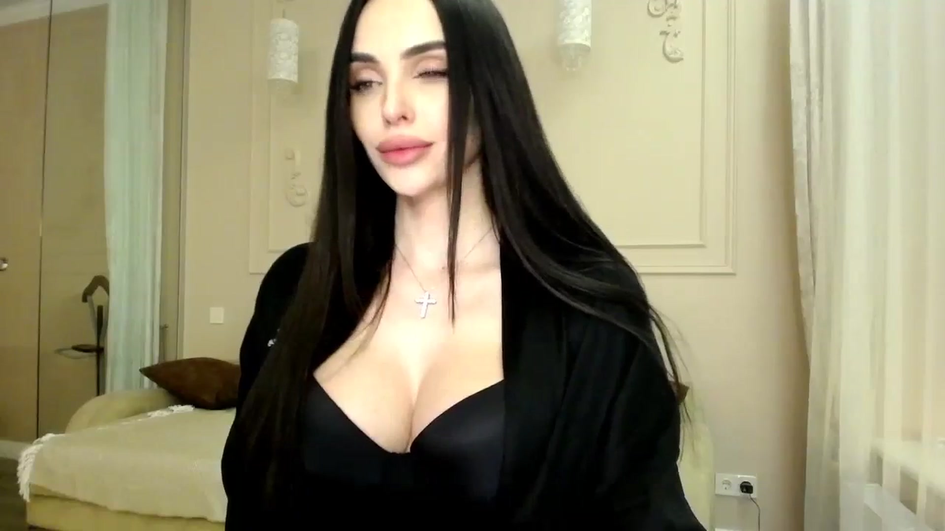 Gallery image thumbnail from Bunny_jr's myfreecams stream on, 02/11/2024, 21:35 image 19 of 20
