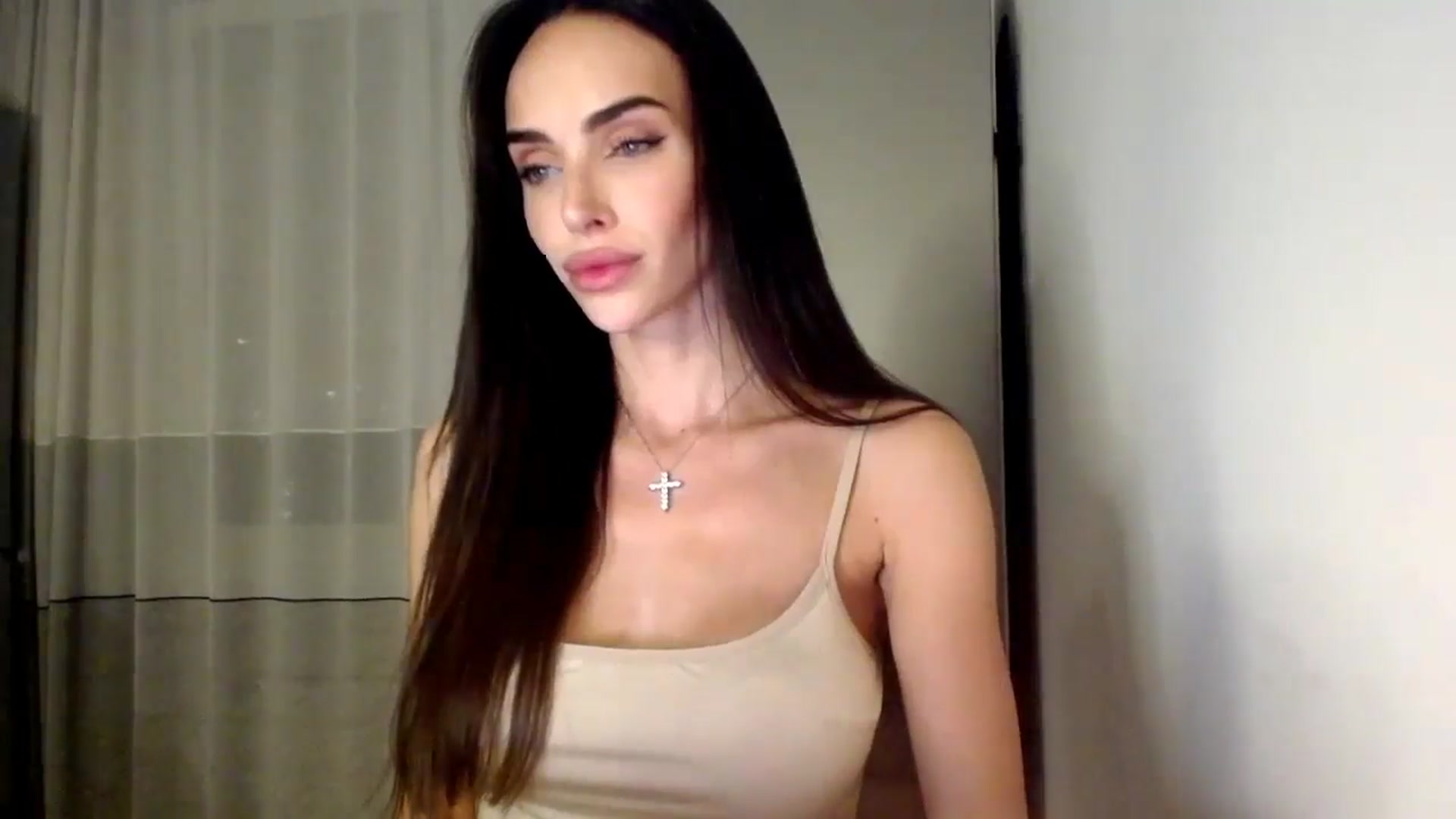 Gallery image thumbnail from Bunny_jr's myfreecams stream on, 09/09/2024, 20:19 image 9 of 20
