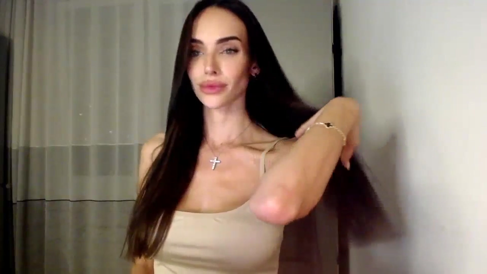 Gallery image thumbnail from Bunny_jr's myfreecams stream on, 09/09/2024, 20:19 image 12 of 20