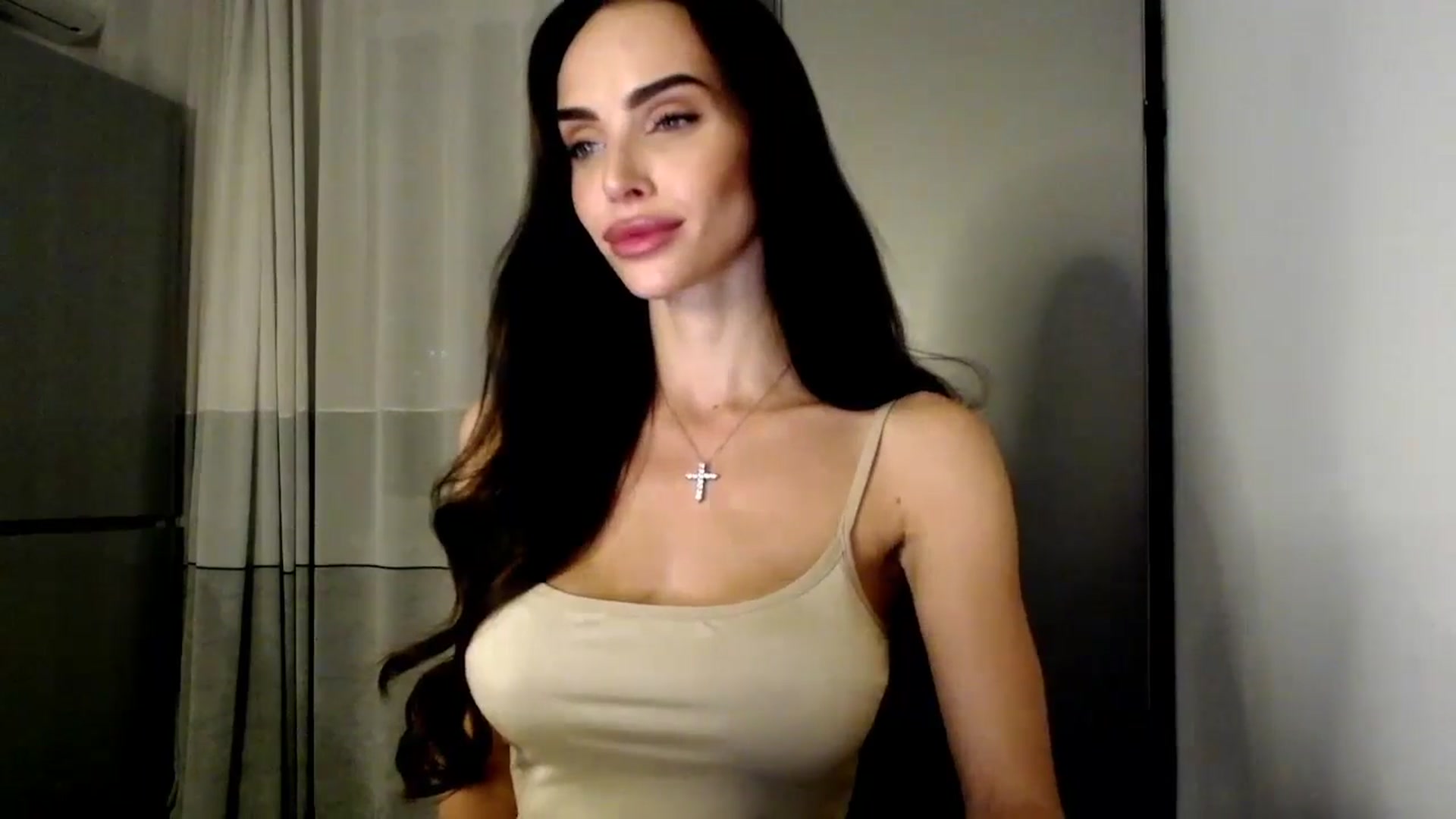 Gallery image thumbnail from Bunny_jr's myfreecams stream on, 11/04/2024, 22:10 image 13 of 20