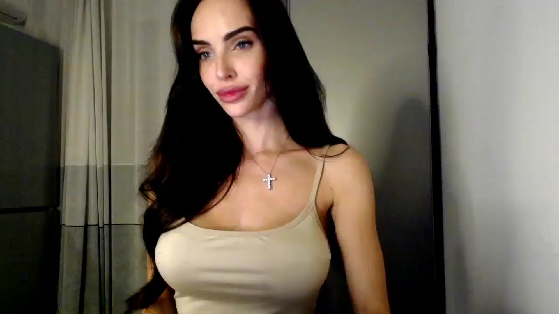 Gallery image thumbnail from Bunny_jr's myfreecams stream on, 11/04/2024, 22:10 image 18 of 20