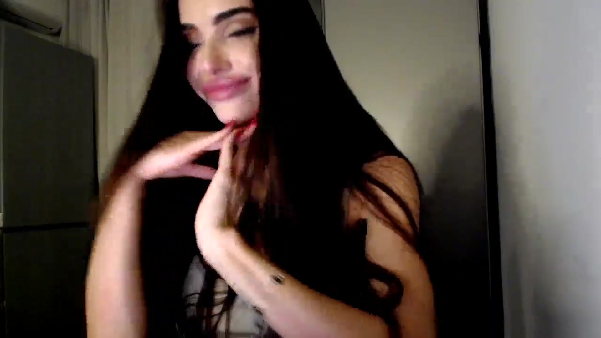 Gallery image thumbnail from Bunny_jr's myfreecams stream on, 12/02/2024, 21:41 image 18 of 20