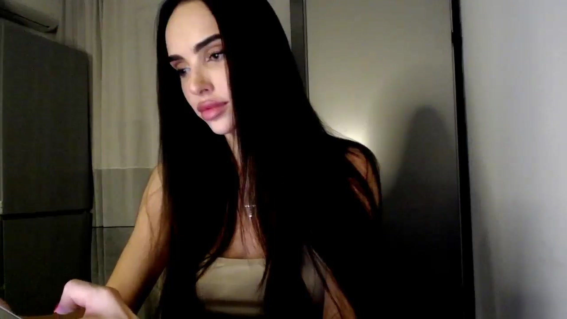 Gallery image thumbnail from Bunny_jr's myfreecams stream on, 12/02/2024, 21:41 image 11 of 20