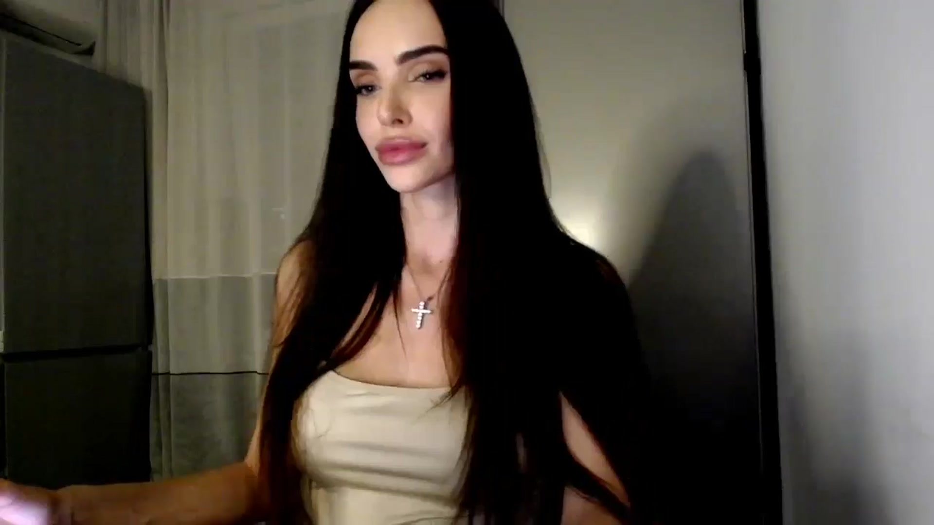 Gallery image thumbnail from Bunny_jr's myfreecams stream on, 12/02/2024, 21:41 image 6 of 20