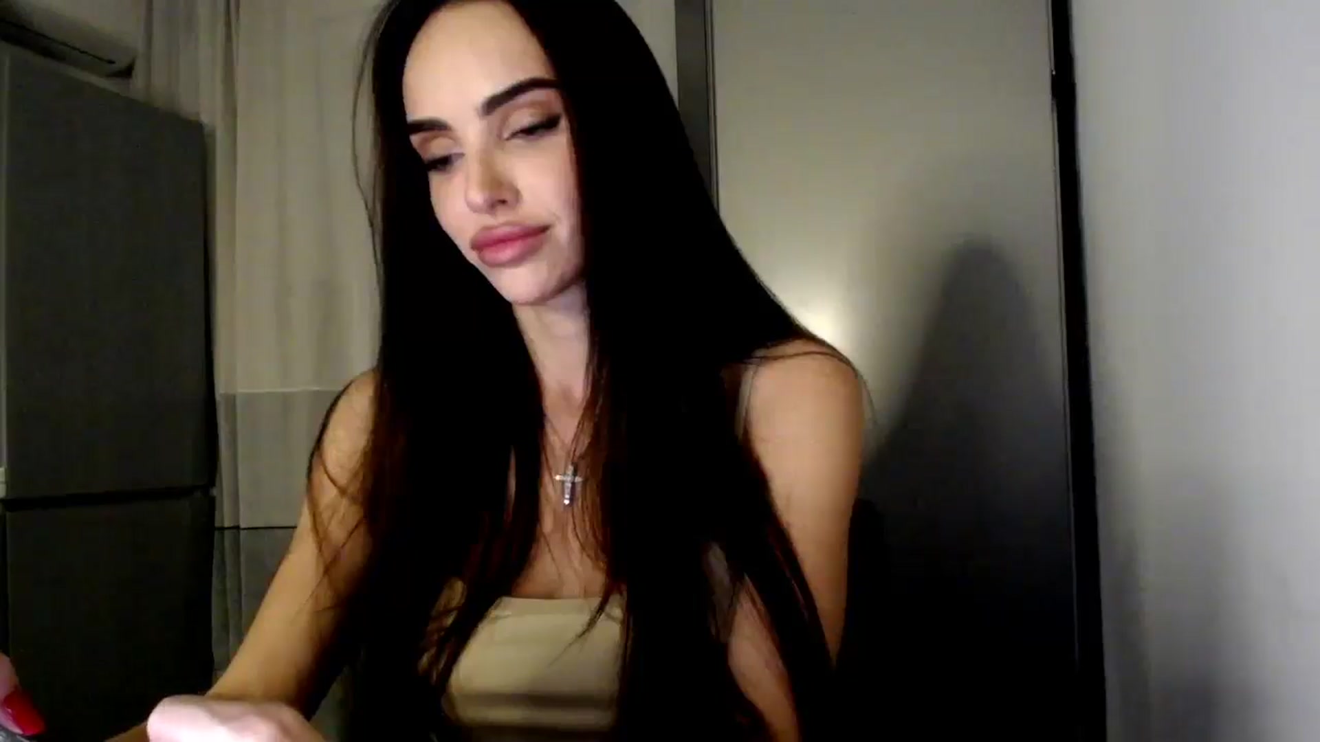 Gallery image thumbnail from Bunny_jr's myfreecams stream on, 12/02/2024, 21:41 image 14 of 20
