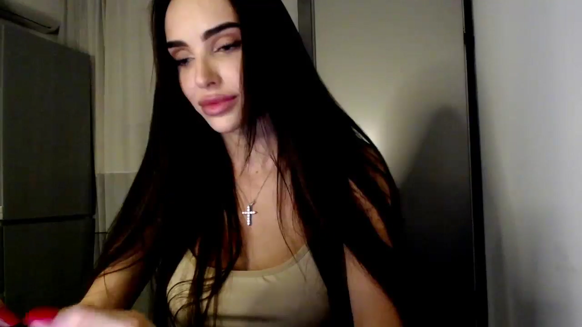 Gallery image thumbnail from Bunny_jr's myfreecams stream on, 12/02/2024, 21:41 image 19 of 20