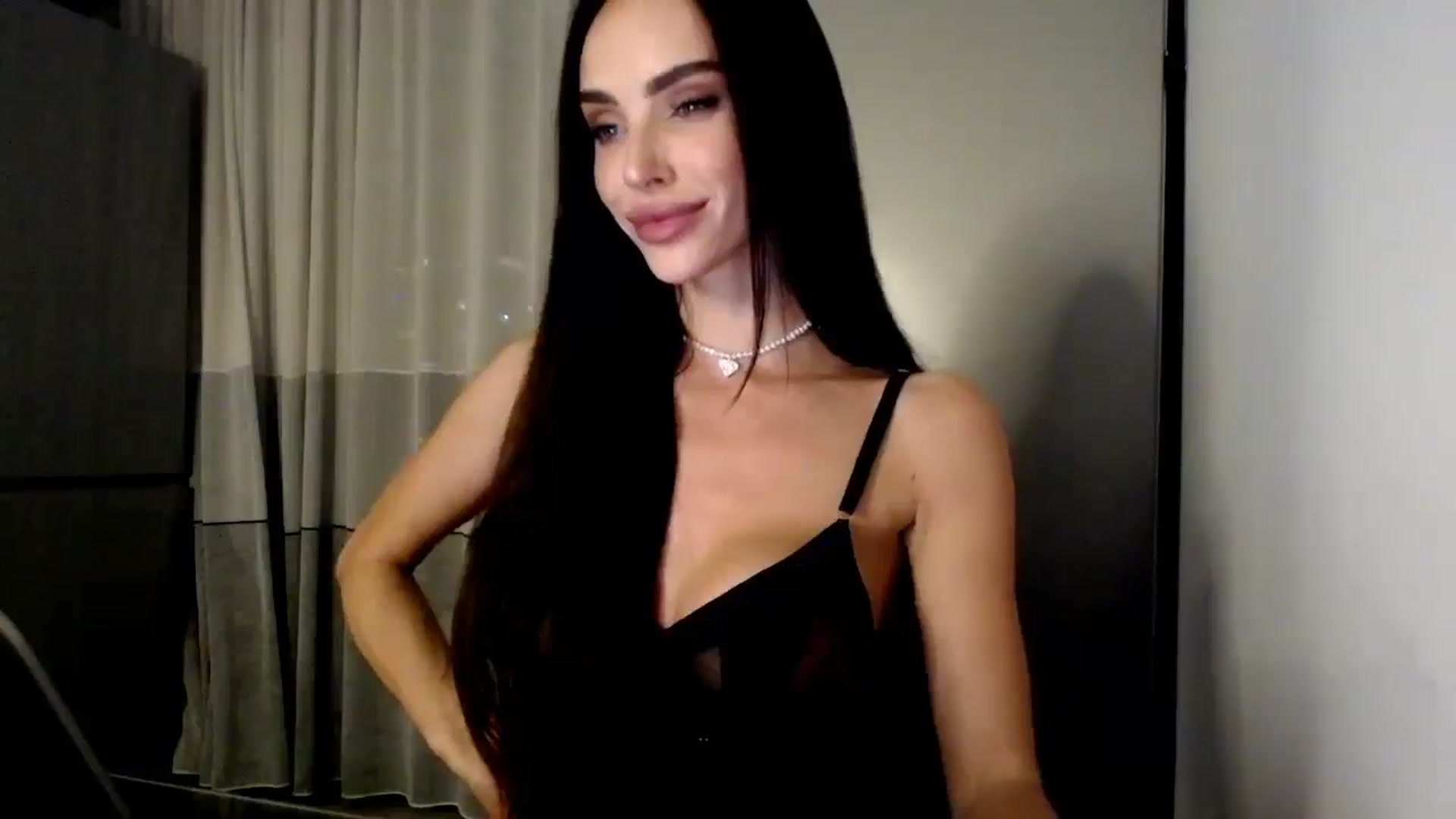 Gallery image thumbnail from Bunny_jr's myfreecams stream on, 02/05/2025, 22:05 image 12 of 20