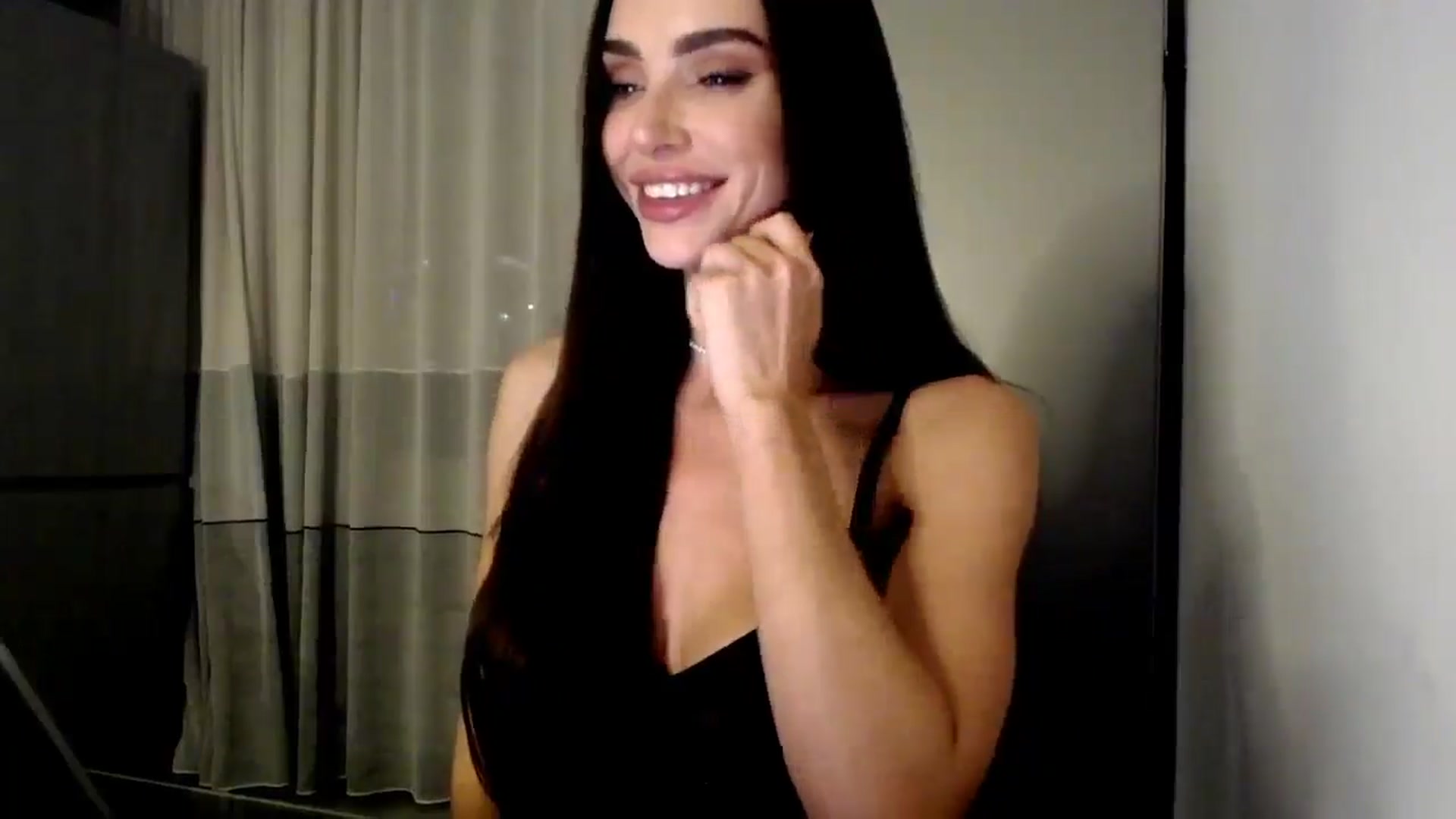 Gallery image thumbnail from Bunny_jr's myfreecams stream on, 02/05/2025, 22:05 image 20 of 20