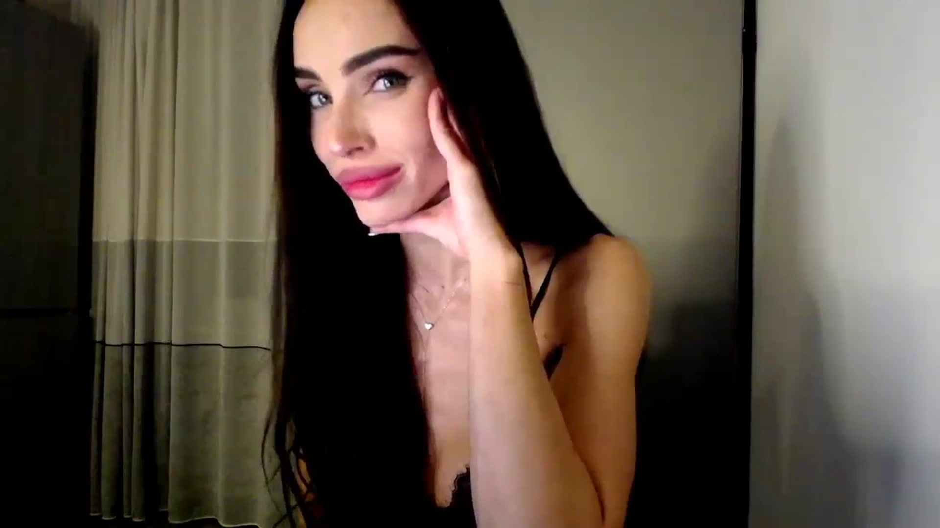 Gallery image thumbnail from Bunny_jr's myfreecams stream on, 03/28/2025, 22:51 image 5 of 20